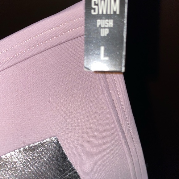 Brand New PINK bikini top - Picture 3 of 4